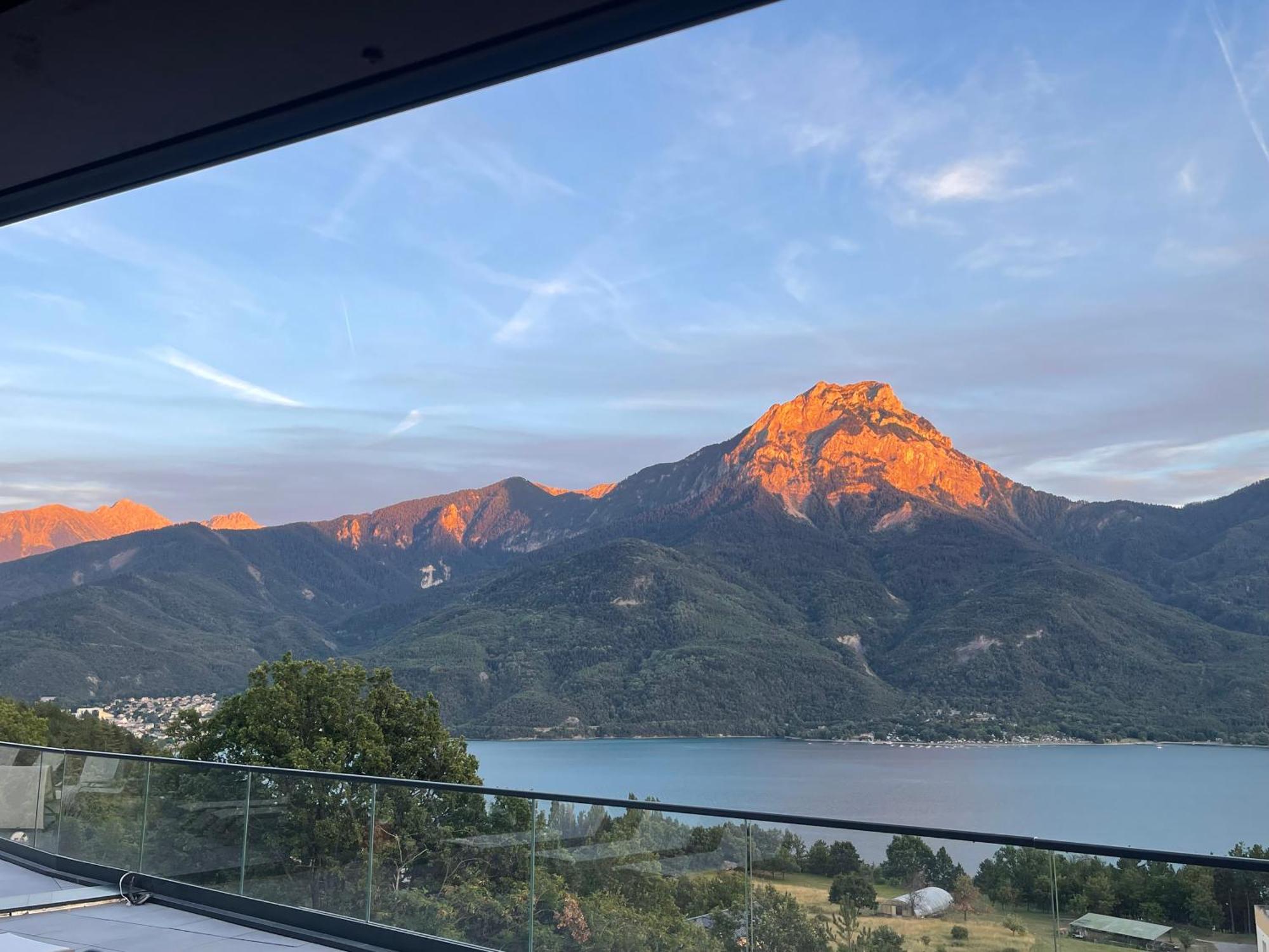 Les Restanques Du Lac Savines Luaran gambar
